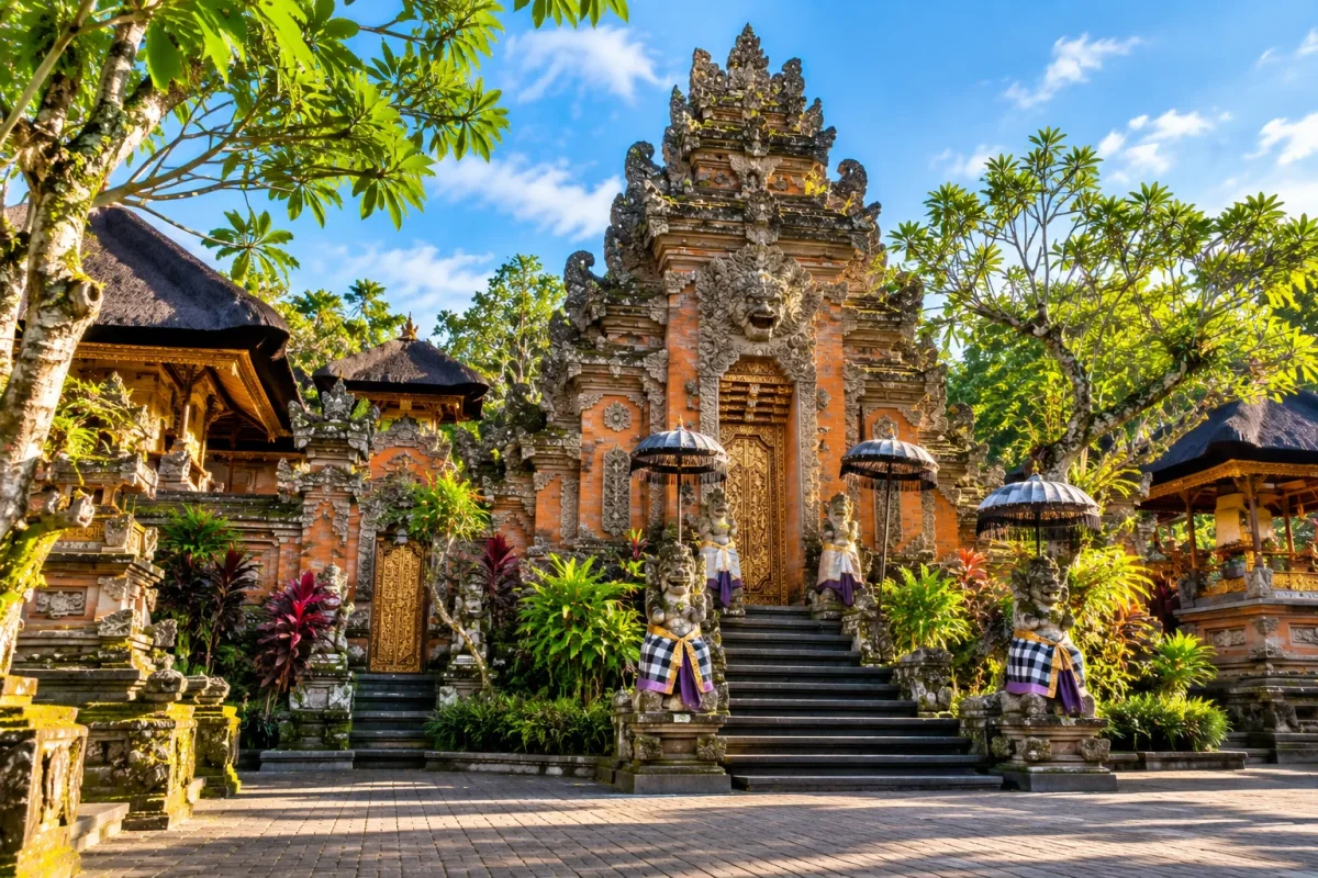 Puri Ubud Bali, History of Puri Saren Agung and Its Location