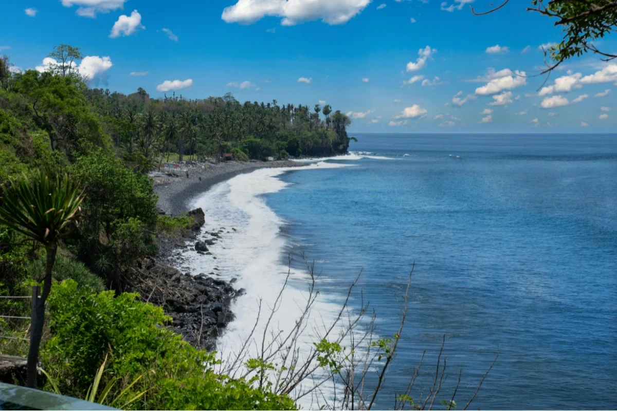 Review Pantai Jimbaran Saat Sunset: Benarkah Sebagus yang Diceritakan?