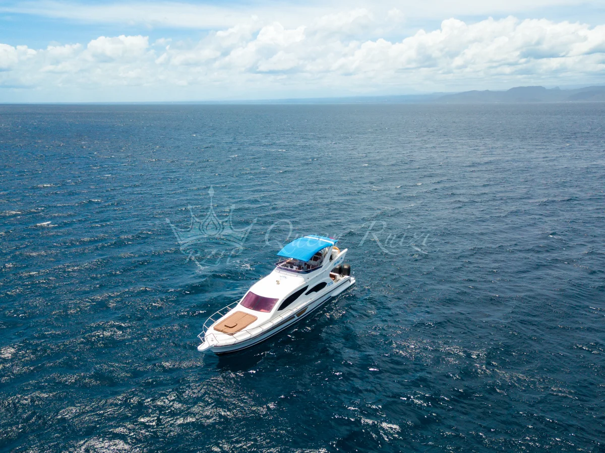 Queen Ruizi 18 - Gili Island Lombok (8 Hours)