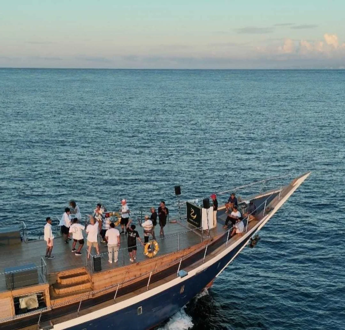 Shivanna - Exclusive Charter Yacht (4 Hours)